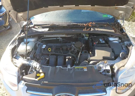 2013 Ford Focus Se z USA, uszkodzony, nr VIN 1FADP3K29DL180621